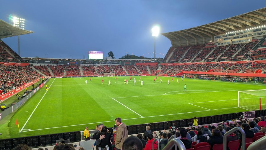 开云体育 APP — 行业资质清单示意配图